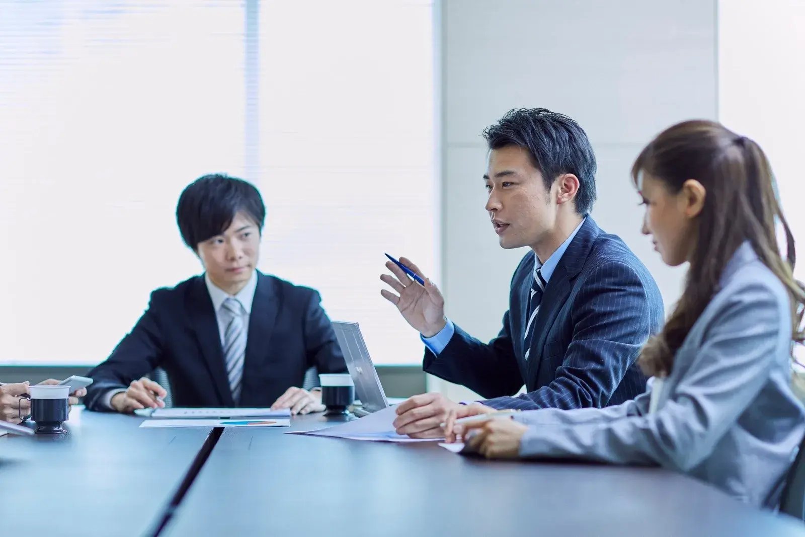 canva-business-meeting-with-prof